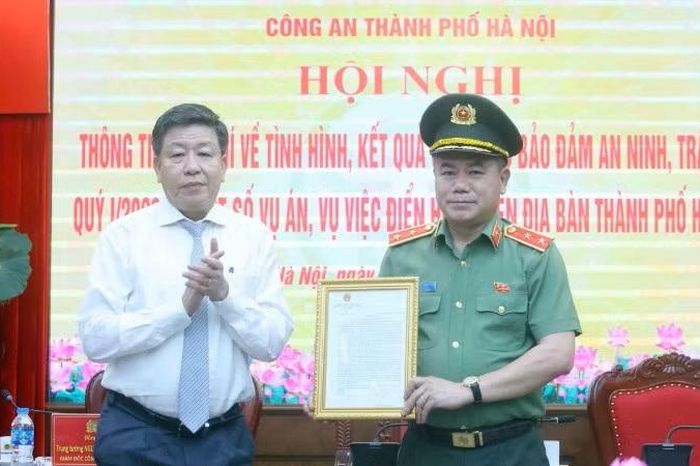 Khen thưởng Công an Thủ đô vì thành tích xuất sắc - Đài Phát thanh và truyền hình Hà Nội