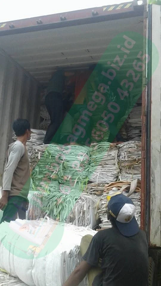 Loading Kontainer Jumbo Bag Sulawesi Selatan