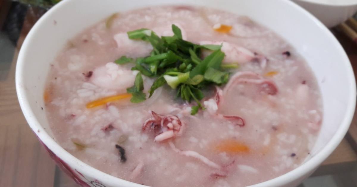 Nấu cháo mực cho ngày nóng ngán cơm