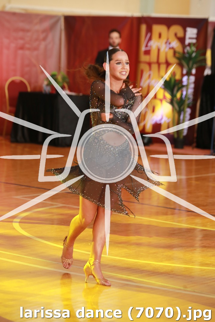 larissa dance (7070).jpg