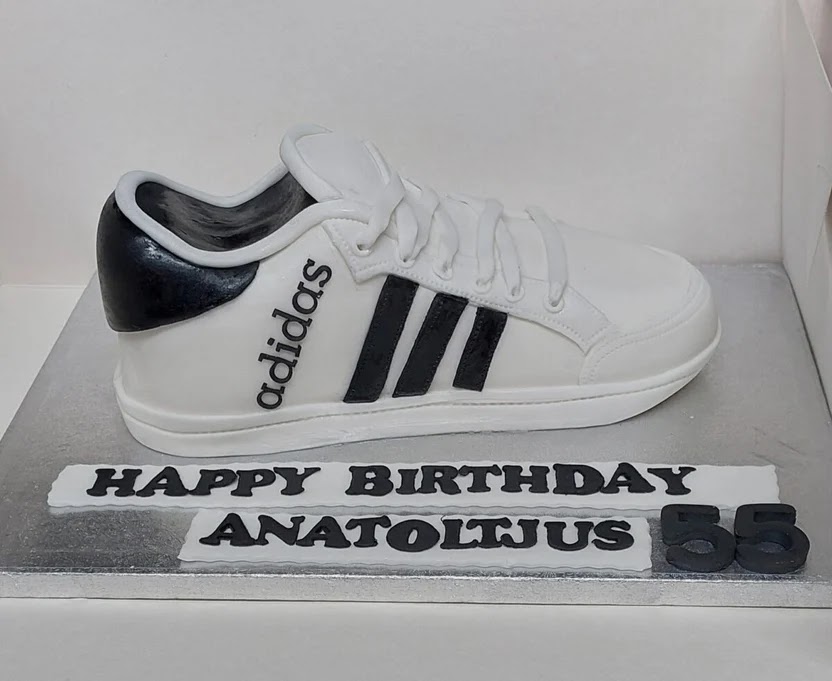 Adidas Sneaker Cake CB-NC579