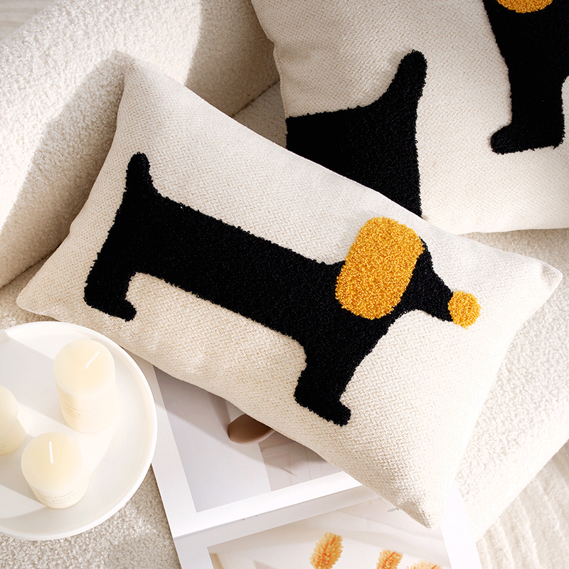 Cuddly cushion with dog motif, linen