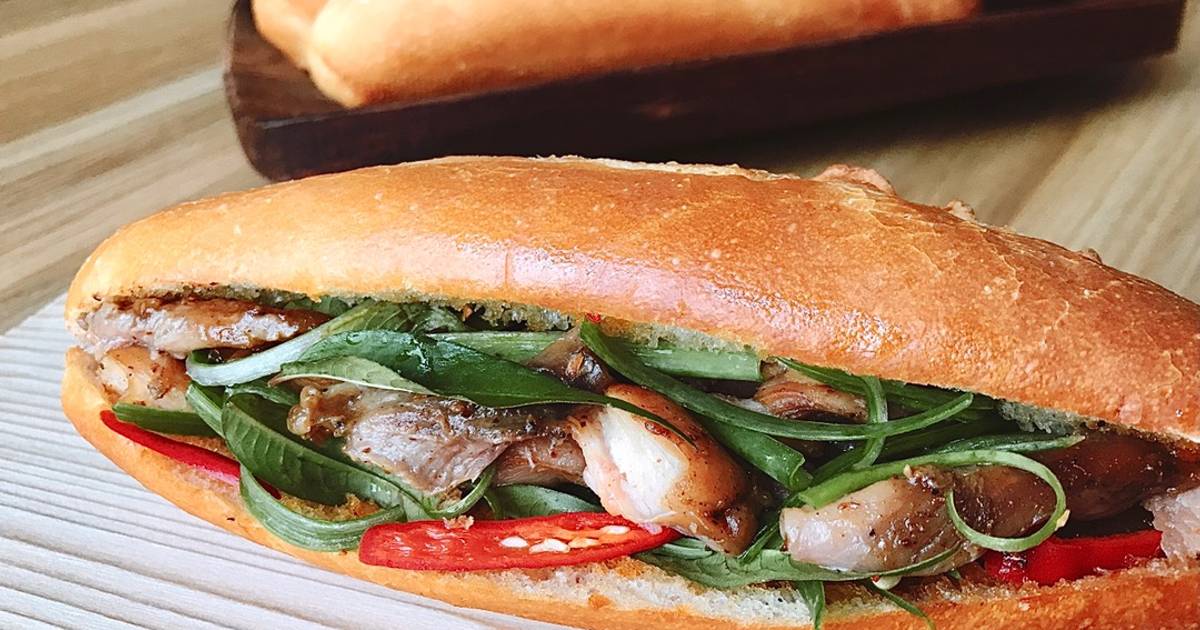 Bánh Mì Gà Xé