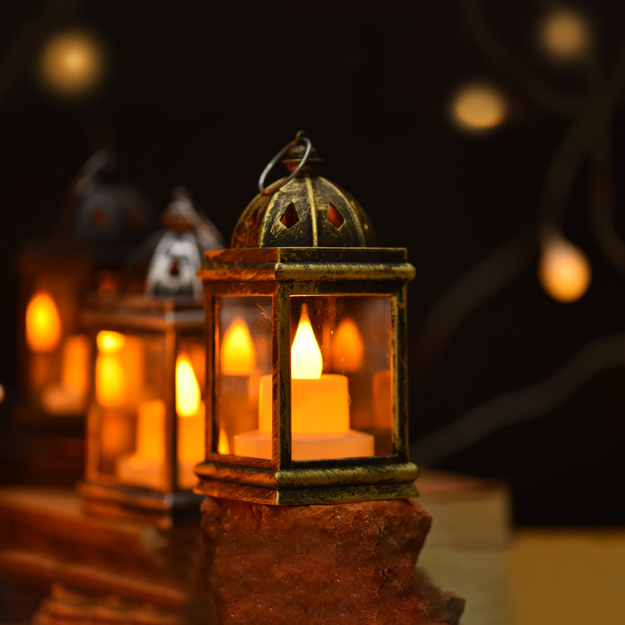 Decorative LED lantern in retro style