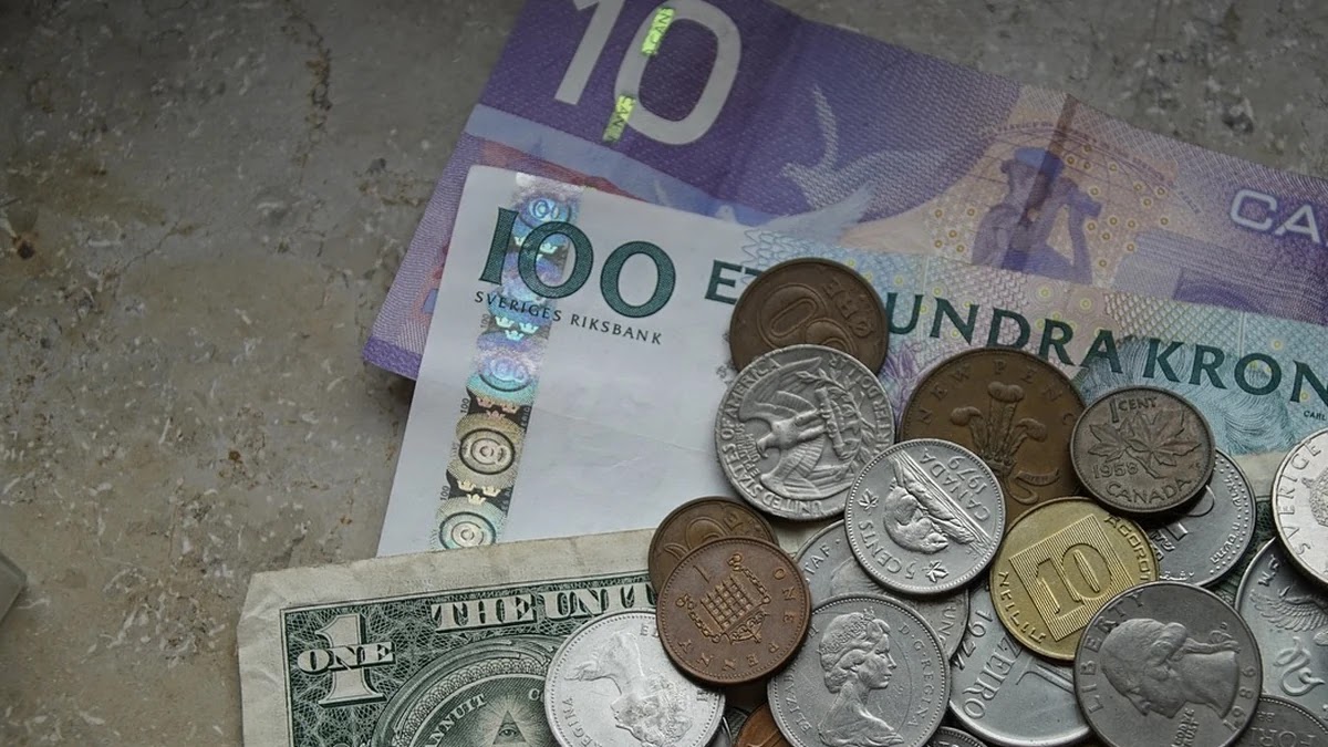 외화저축계좌와 달러예금의 차이점과 활용 방안