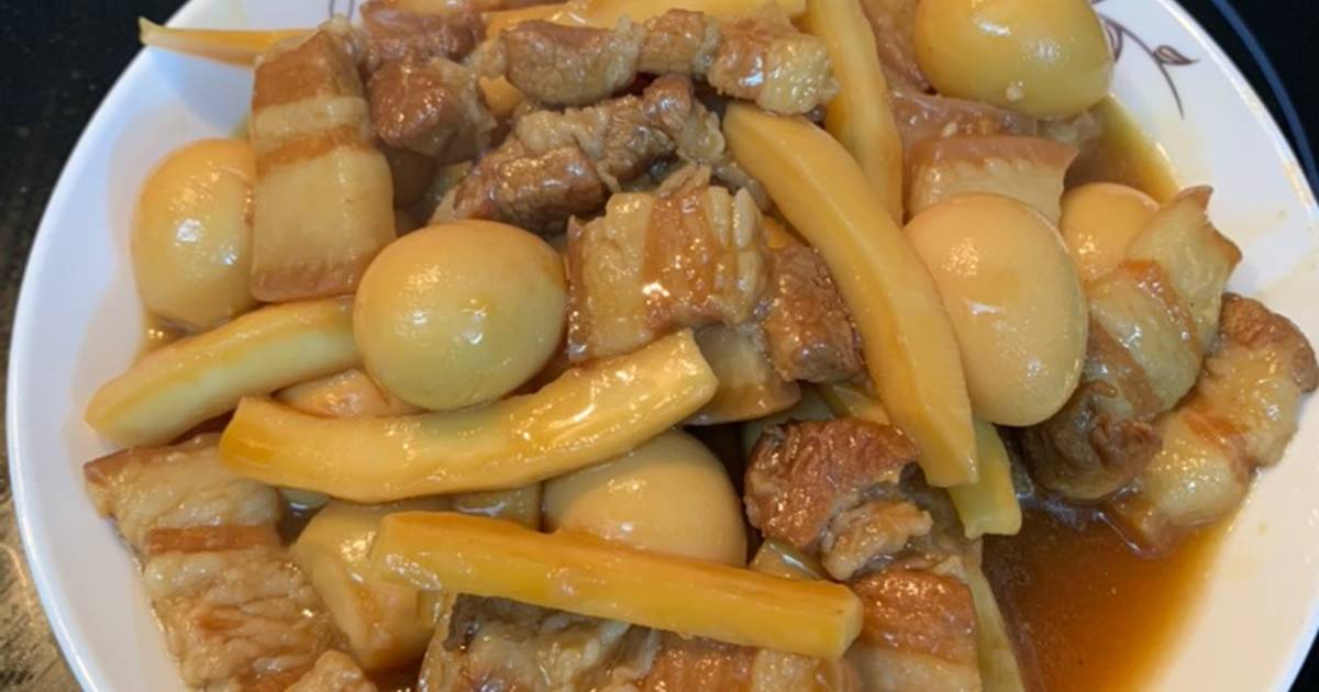 Thịt kho trứng dừa