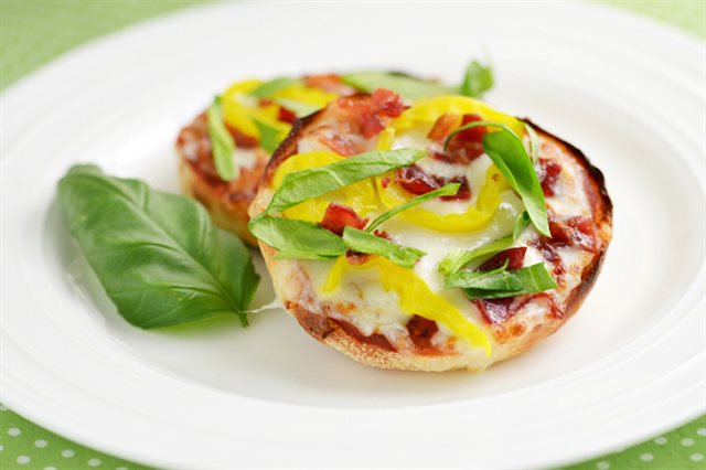 Bánh Muffin Anh Nướng Phô Mai