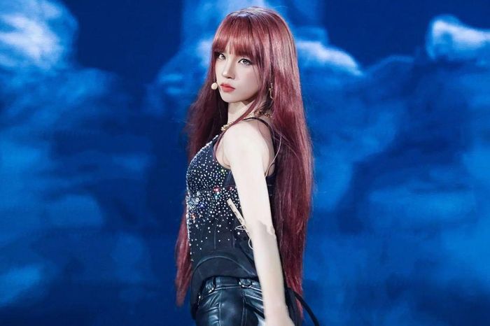 Yuqi (i-dle) tạm ngừng hoạt động - Tạp chí SaoStar