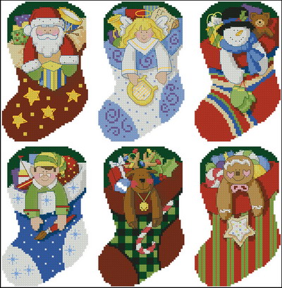 DIM08756 Holiday Stocking Ornaments