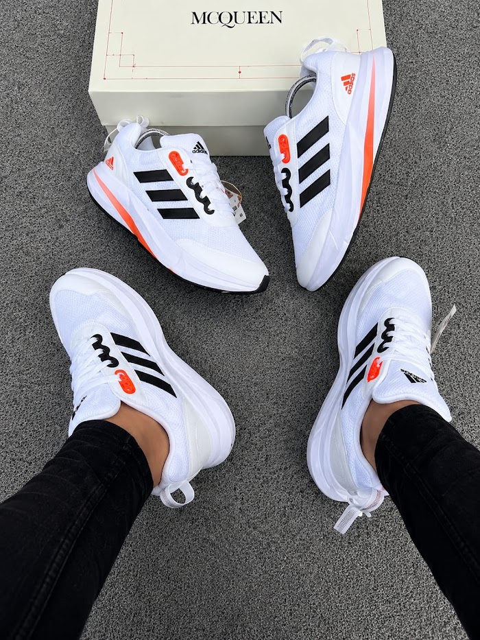 Adidas Galaxy