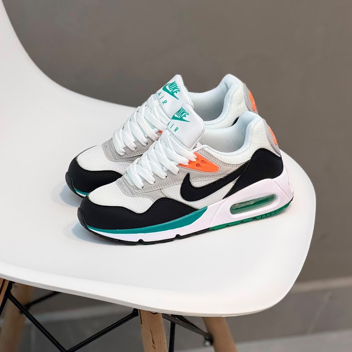 Nike Correlate