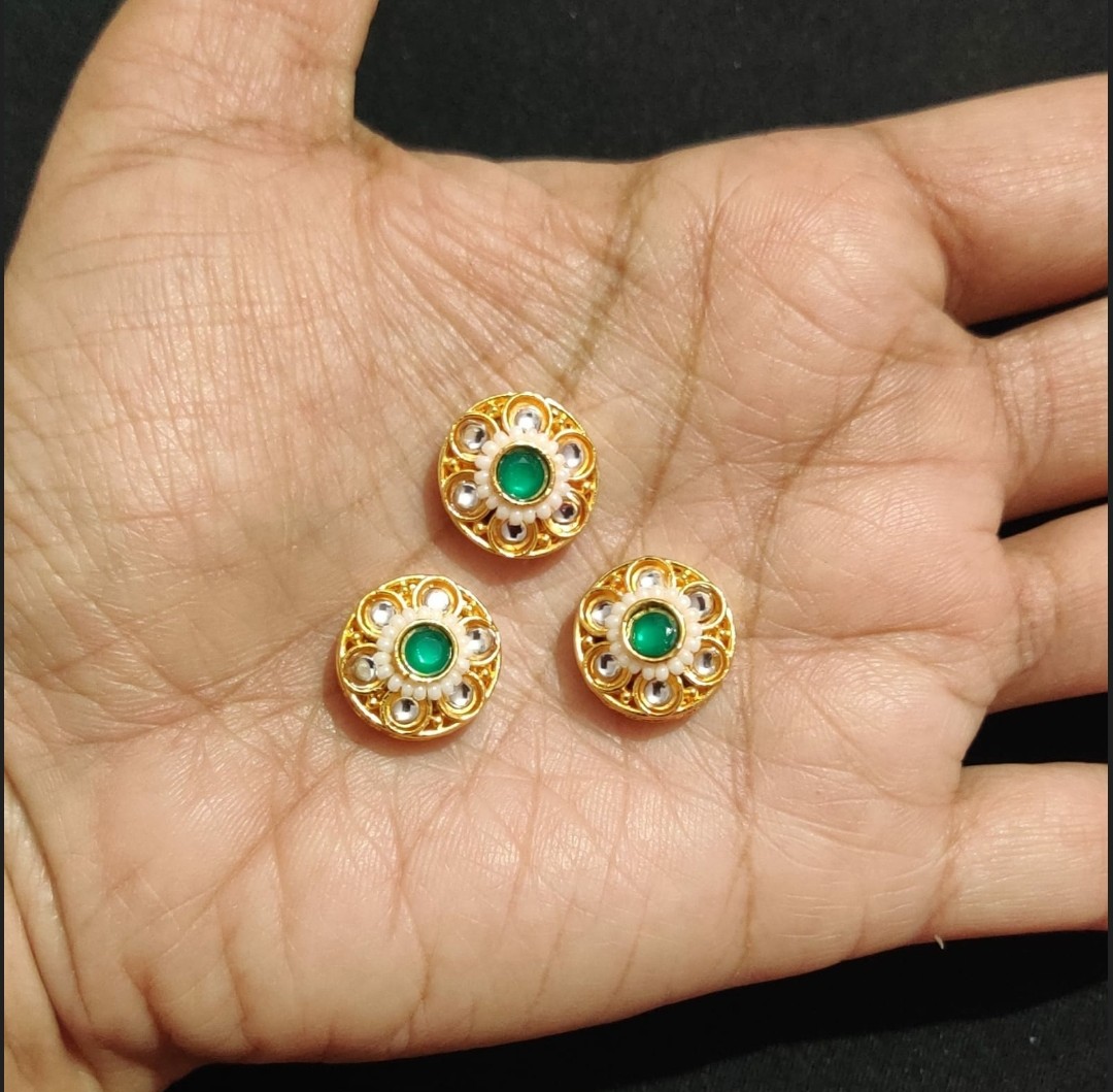 B16-Round White Green Moti Pendant (Pack Of 3)