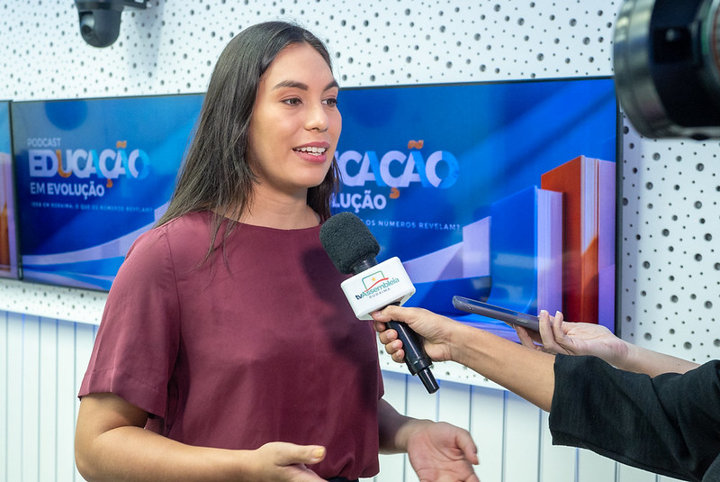 Especialista Ananda Machado detalha dificuldades enfrentadas por escolas indígenas em Roraima