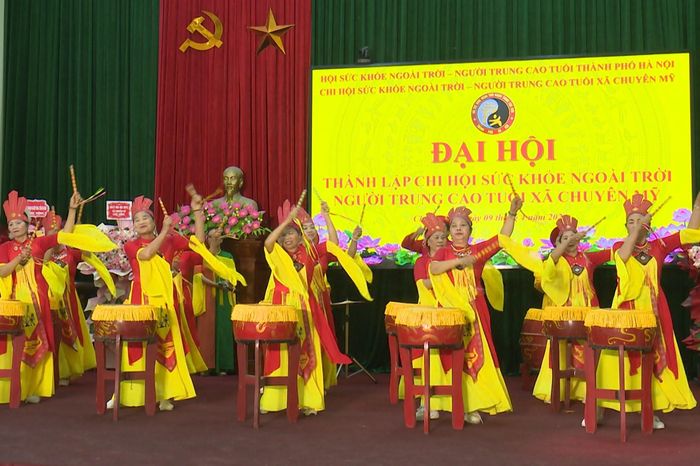Tạo sân chơi vui khỏe cho người trung cao tuổi - Đài Phát thanh và truyền hình Hà Nội