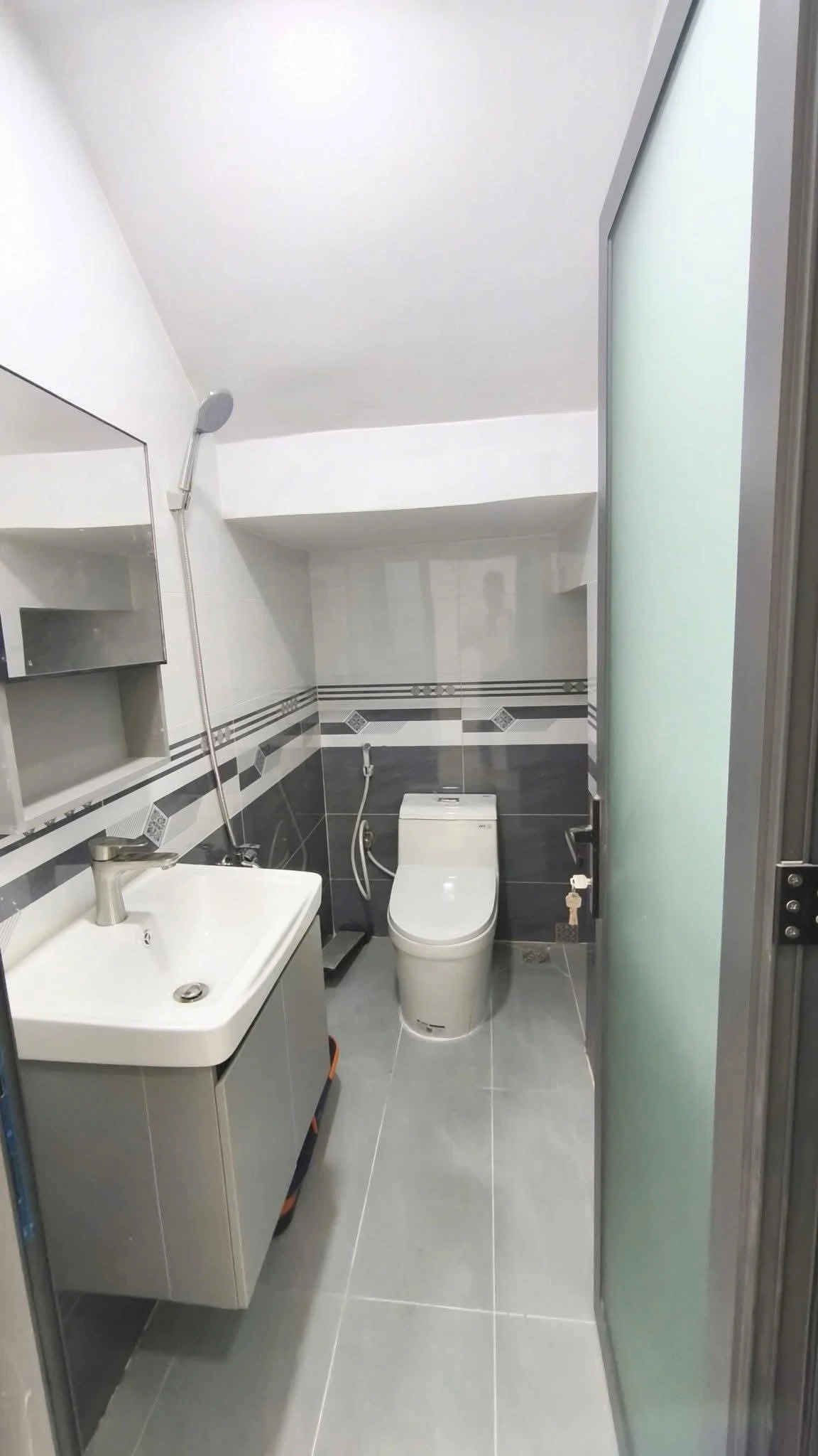 Bán nhà 4x13m> 1 lầu, hẻm xe hơi 6m, Hương Lộ 2, Bình Tân – ảnh phòng ngủ