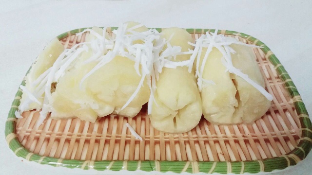 Sắn Hấp Cốt Dừa