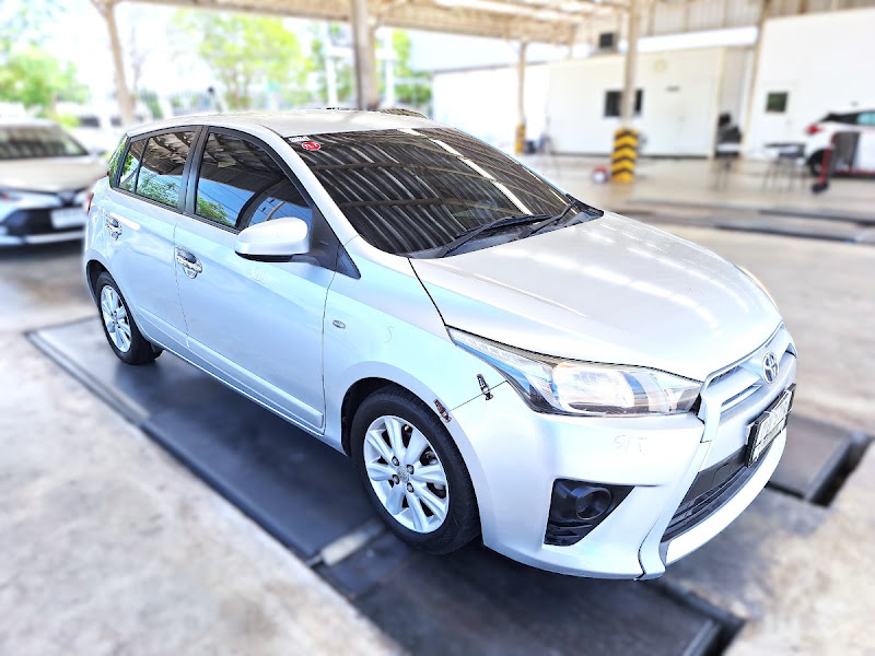 TOYOTA YARIS ECO