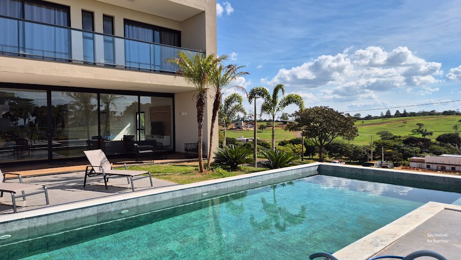 Casa com 7 suítes, 2.000m² de terreno, vista para a represa à venda no Riviera de Santa Cristina XIII