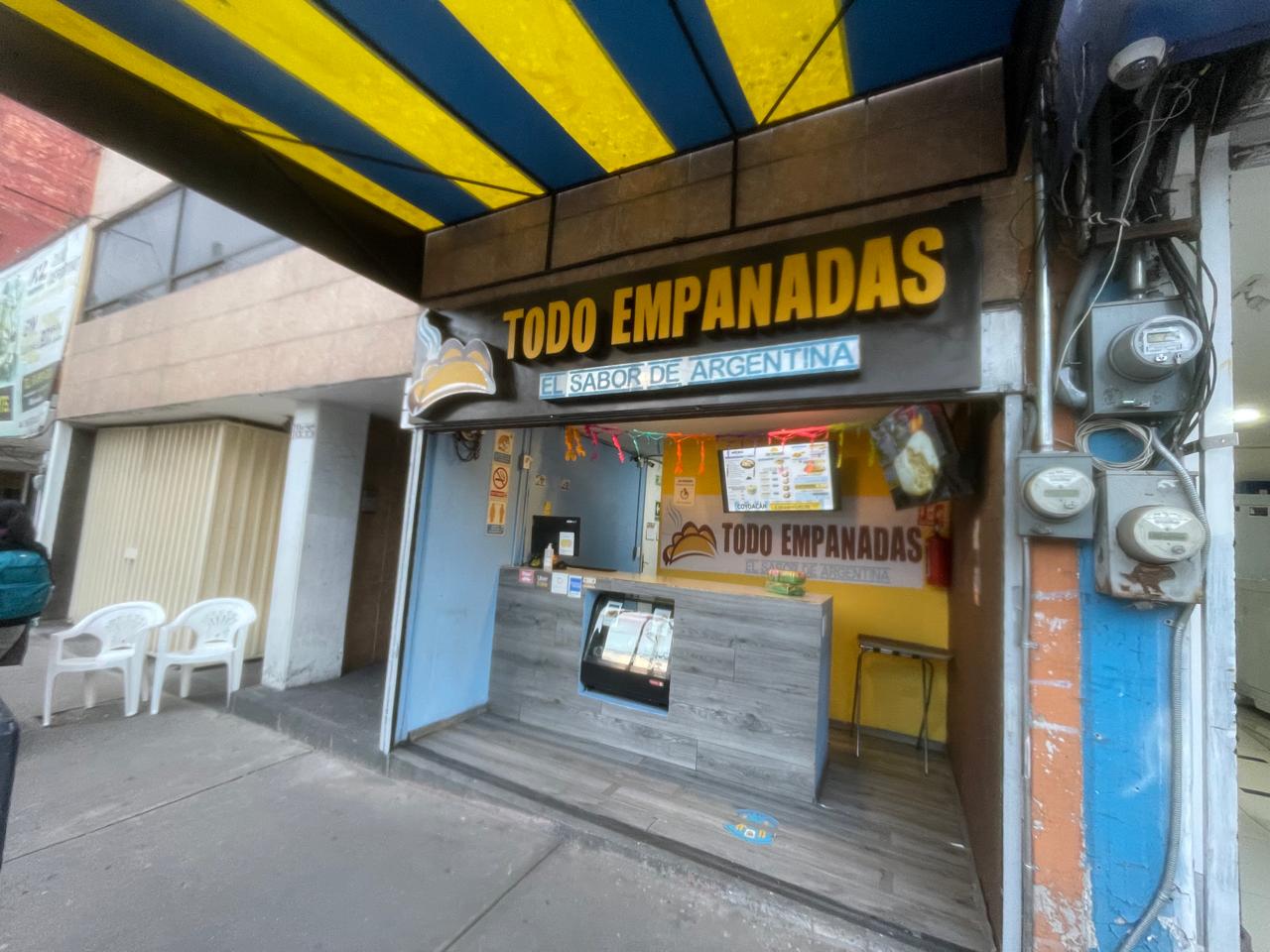 Venta de Local Comercial en Av. Universidad, Col. Oxtopulco