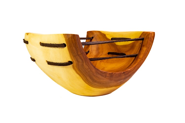 Applewood & Deerskin Leather - St. Boniface - 16" view 15