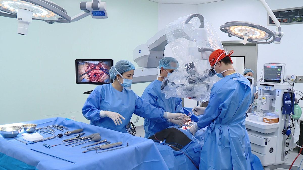 Bệnh viện Việt Đức cơ sở Ninh Bình đón hơn 2.000 bệnh nhân - Đài Phát thanh và truyền hình Hà Nội