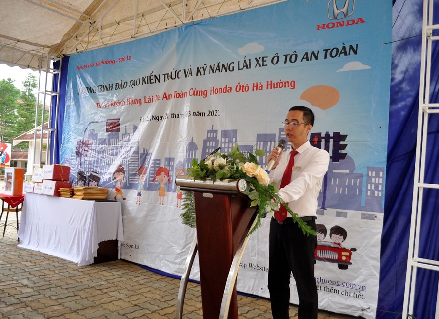 Đại lý Honda Ô tô Hà Hường Sơn La tổ chức Chương trình đào tạo kiến thức và kỹ năng lái xe an toàn tại Trường Đại học Tây Bắc