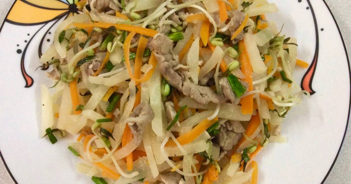 Củ đậu (củ sắn) xào thăn heo