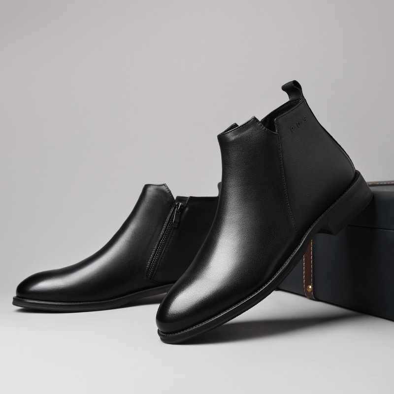 Fashionable Men's Leather Boots