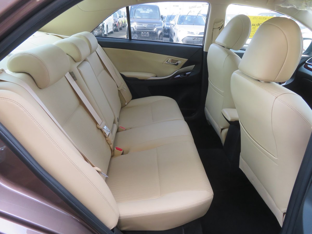Toyota Premio
