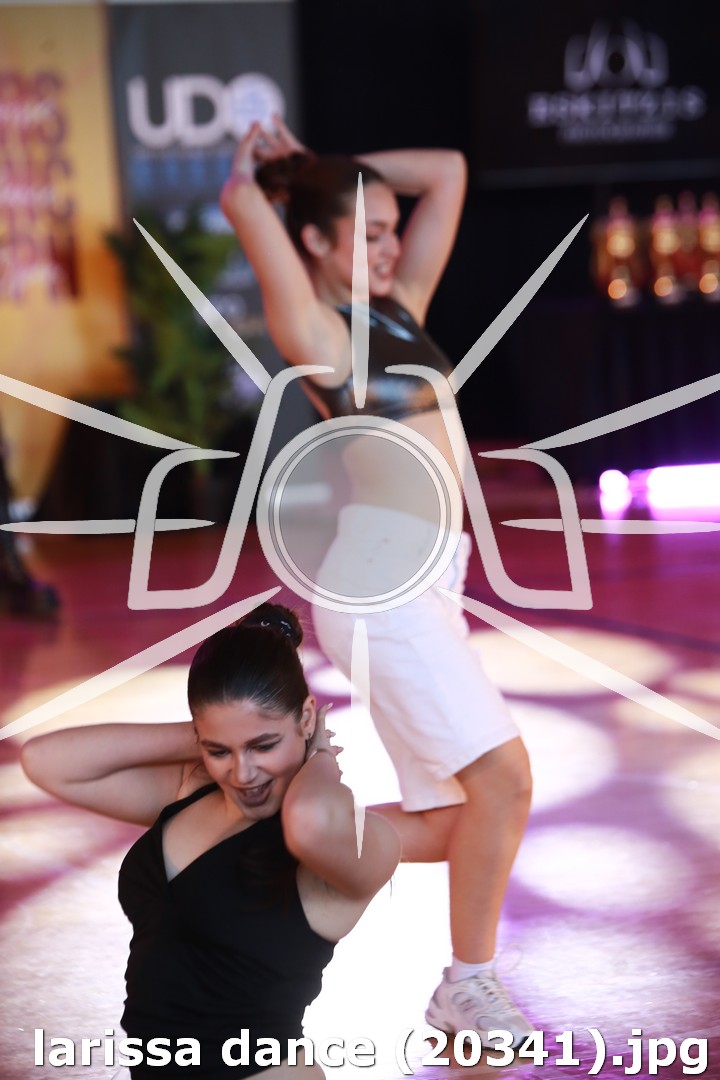 larissa dance (20341).jpg