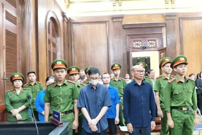 Vụ 'đất vàng' 39–39B Bến Vân Đồn: TGĐ Quốc Cường Gia Lai nộp 100 tỷ - Báo Tri thức &amp; Cuộc sống