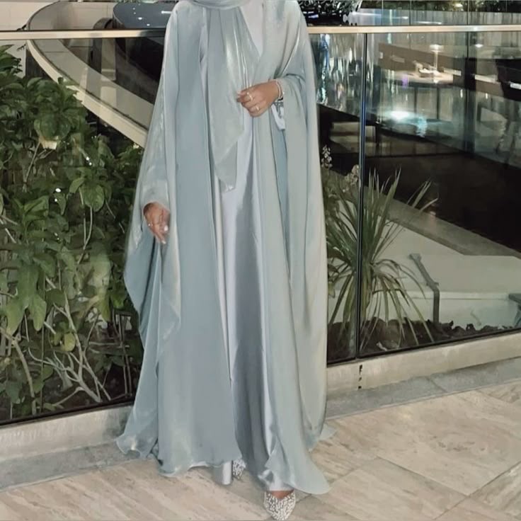 Luxe Silk Glow 3pc Abaya Set