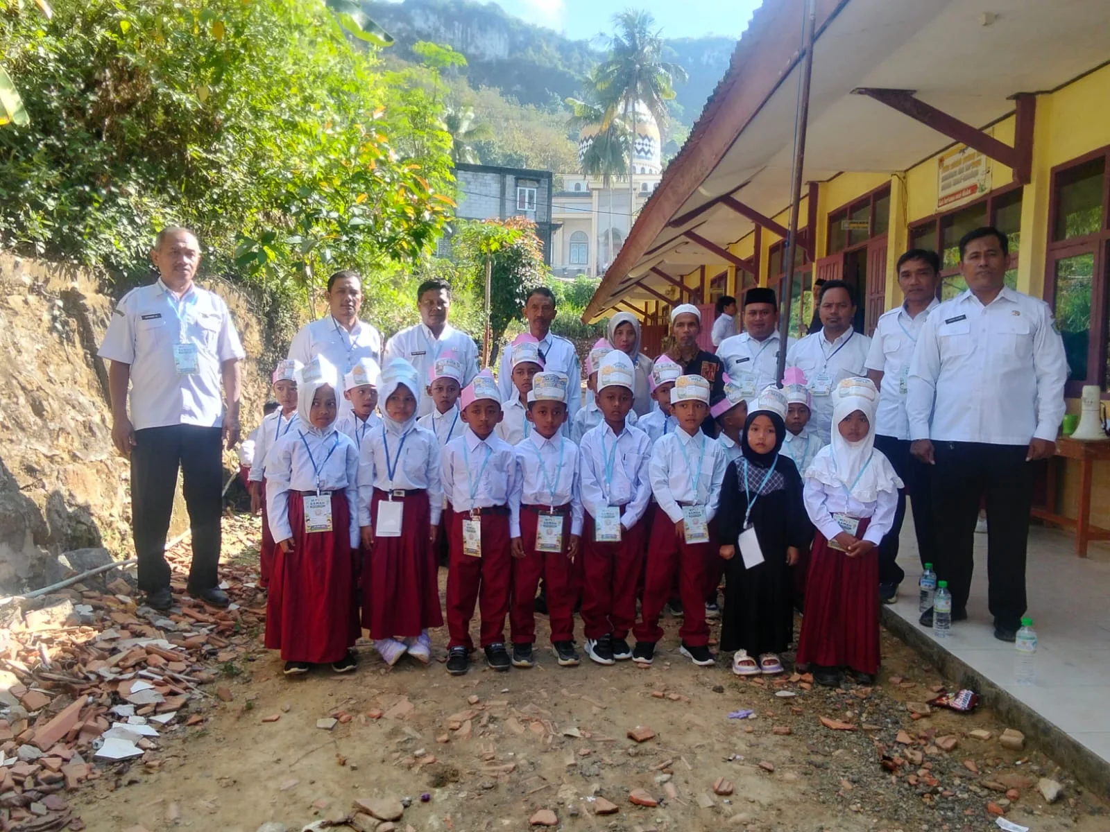 Header SDN Waru Timur 2