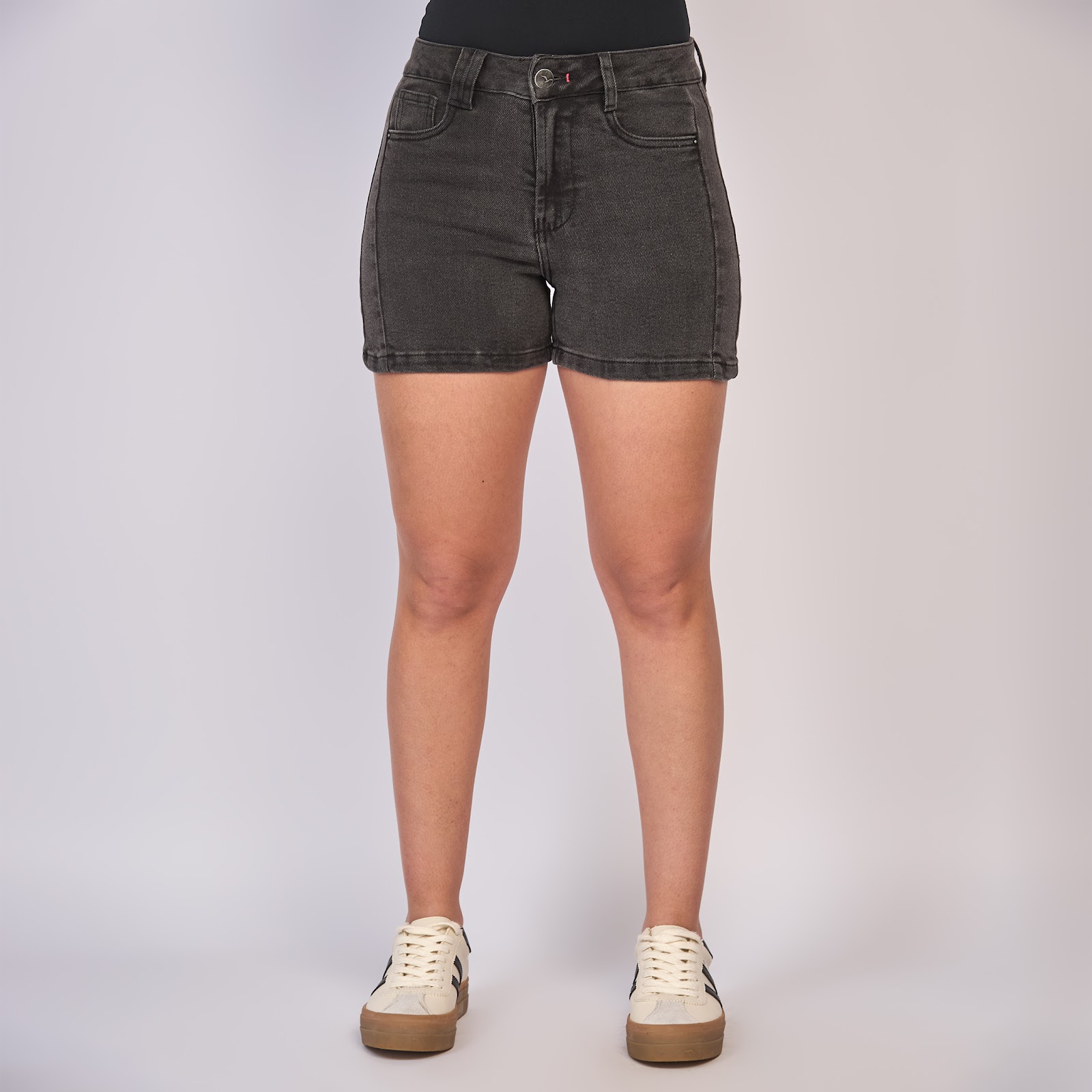 Short corto dama licrado, color Gris oscuro - Vista 5