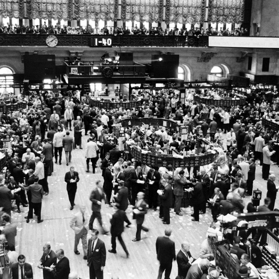 JP Morgan: Giảm giá dầu tạo đà tăng trưởng mạnh cho thị trường chứng khoán toàn cầu