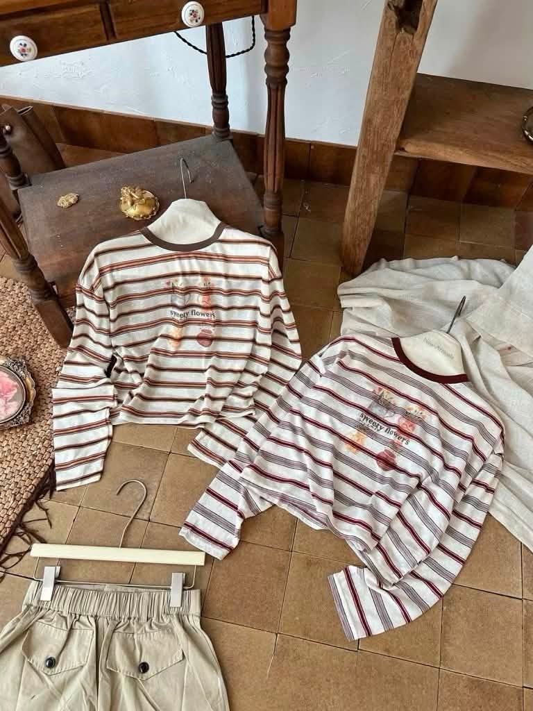 Áo thun dài tay sọc in hình lọ hoạ XONXEN SHOP 320 – Image 2