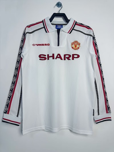Retro 1998 Manchester United Edicion Conmemorativa.jpeg
