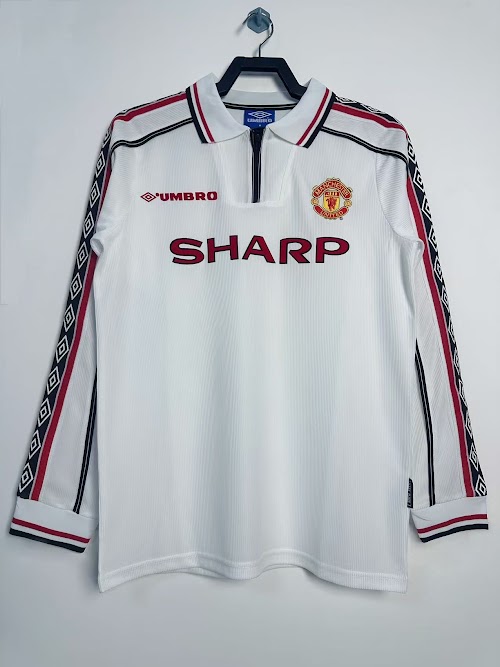 Retro 1998 Manchester United Edicion Conmemorativa.jpeg