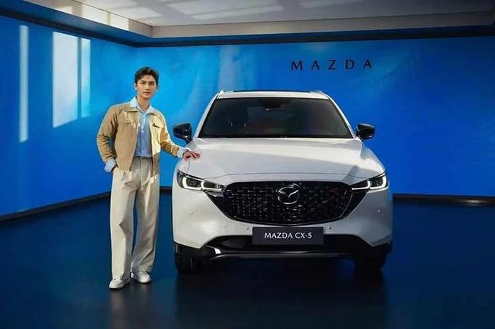 Mazda CX-5 tung bản giá rẻ chỉ 689 triệu, đua doanh số Ford Territory - Báo Tri thức &amp; Cuộc sống