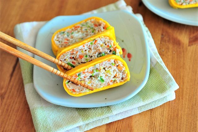 Trứng Cuộn Cá Ngừ Ngũ Sắc