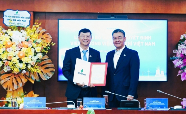 Chuyển giao quyền lãnh đạo: Tiến sĩ Nguyễn Văn Tư trở thành Viện trưởng Viện Dầu khí Việt Nam