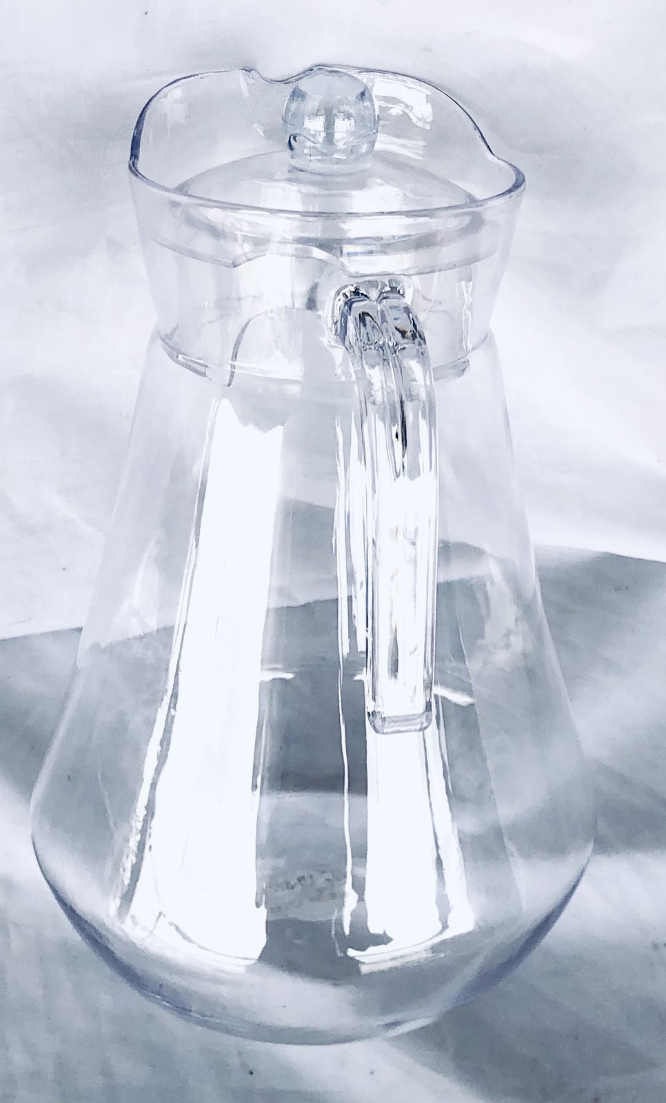 Photo 3 of Acrylic Transparent Water Pitcher (8221)
