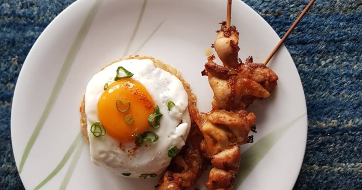 Cơm Chiên Indo Gà Xiên Que (Nasi Goreng)