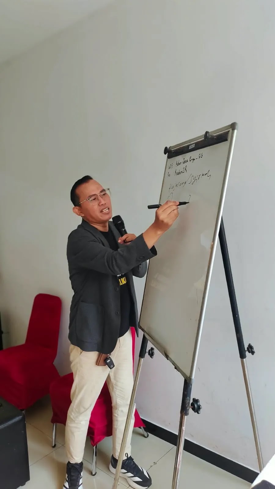 Galeri 9