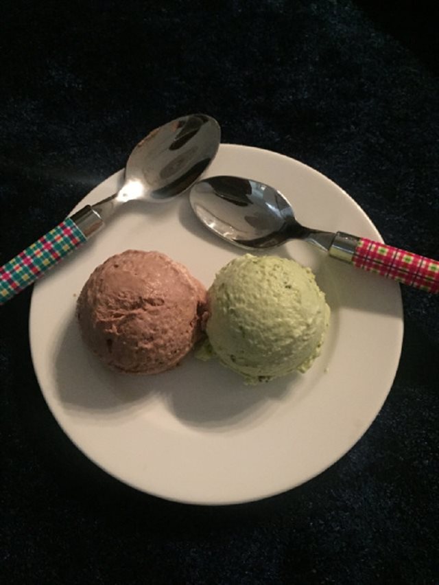 Kem Chocolate Và Trà Xanh Siêu Dễ