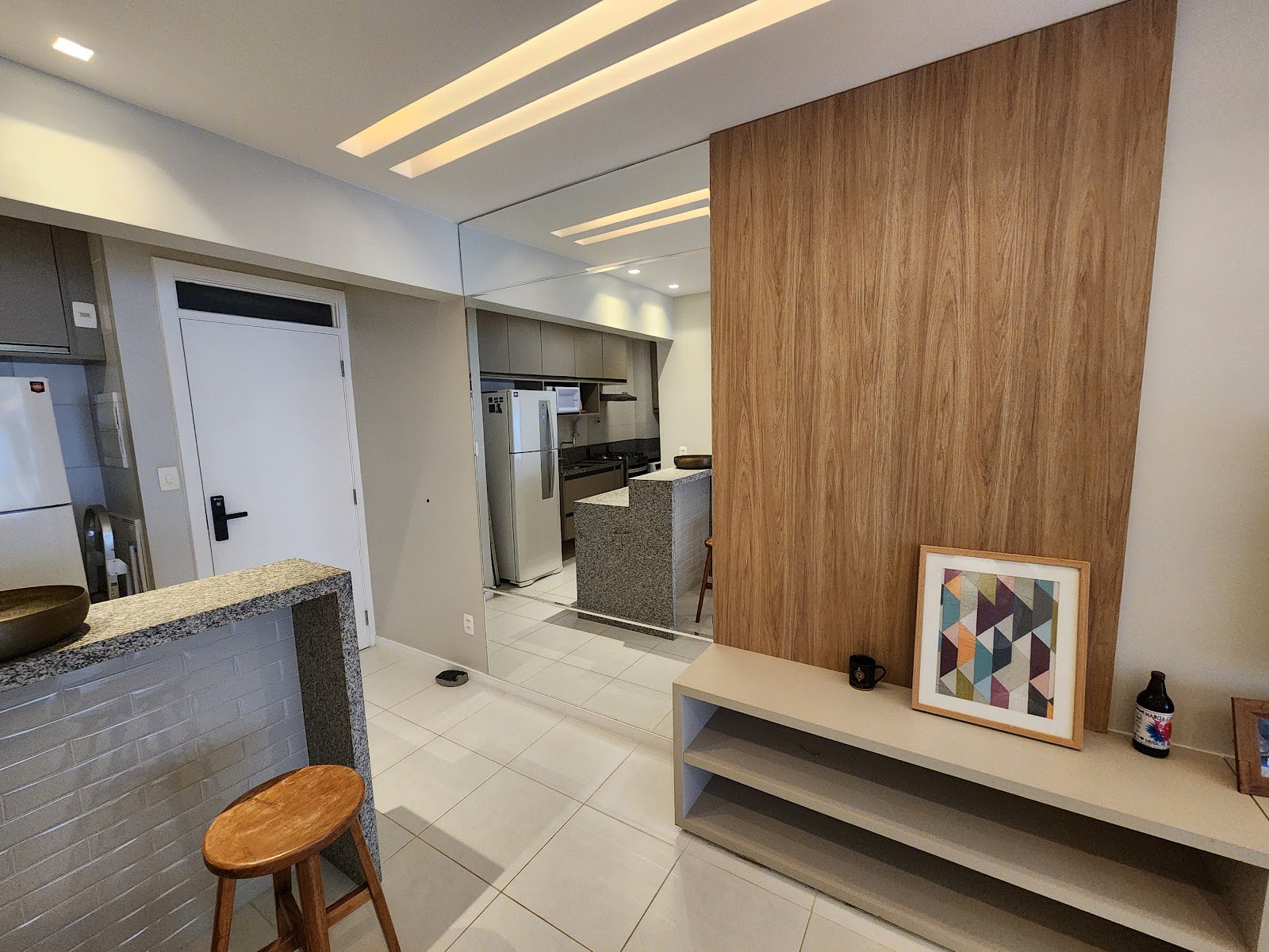 Apartamento, Caminho das Árvores