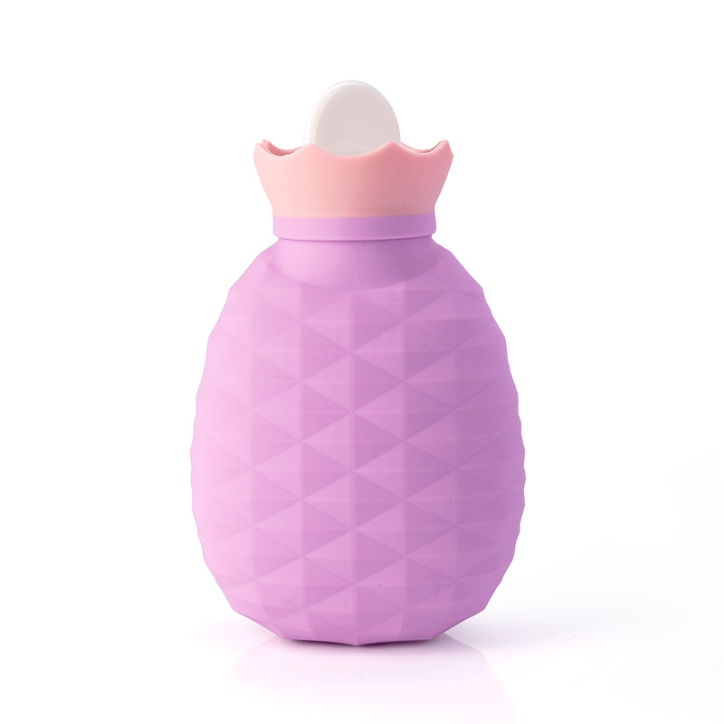 Silicone hot water bottle