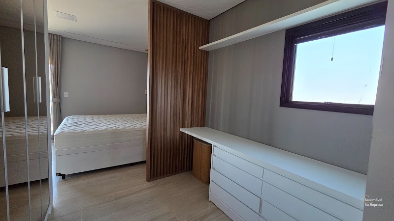 Foto 26 de Casa com 4 Suítes, lote de esquina e com vista para Represa
