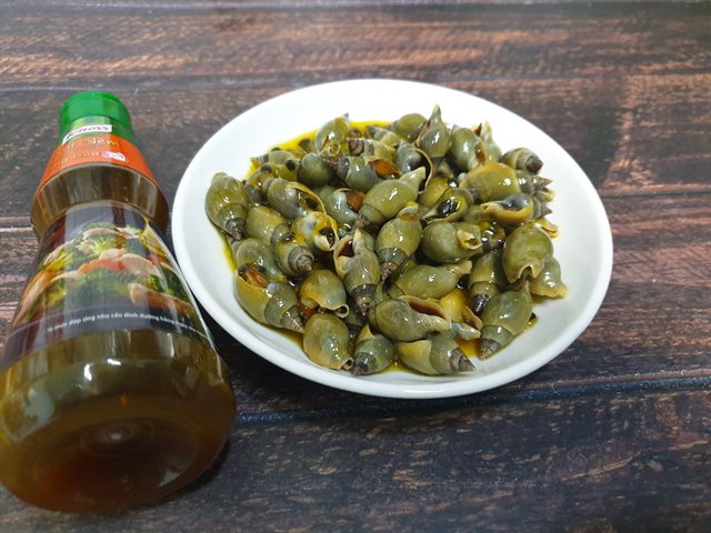 Ốc Cà Na Xào Chanh Dây