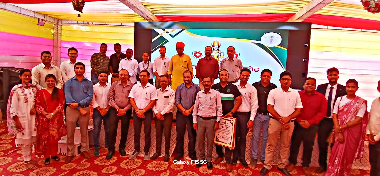 बीकानेर: विधायक जेठानंद व्यास ने किया दीपोत्सव दीपावली मेले का अवलोकन, प्रतिष्ठित डॉक्टर्स का हुआ सम्मान